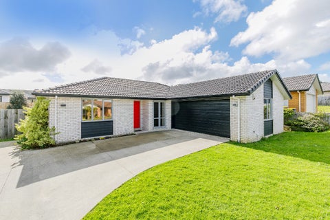 15 Karika Place, Massey, Auckland