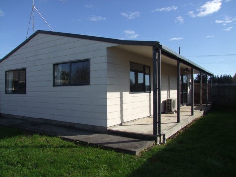 33 Elderlee Street, Milton