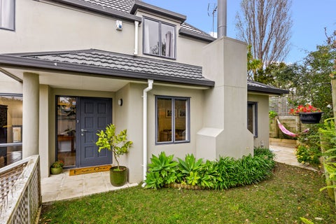 1/33 Waipa ST, Birkenhead, Auckland