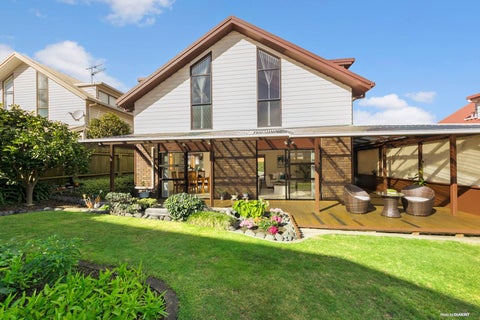 2/11 Staveley Avenue, Hillsborough, Auckland