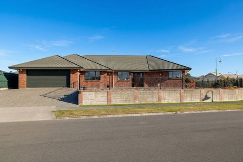 2 Masefield Terrace, Kelvin Grove, Palmerston North