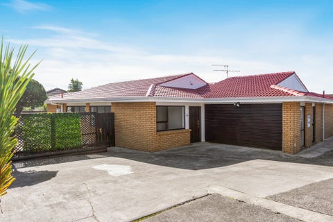 1/32 Simmental Crescent, Somerville, Manukau