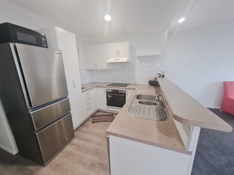 8D Charlenne Close, Ranui, Auckland