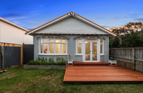 1/166 MAIN ROAD, Redcliffs, Christchurch