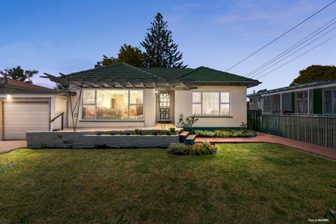 19 Peachgrove Road, Te Atatu Peninsula, Auckland