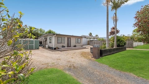 10 Fourth View Avenue, Beachlands, Auckland