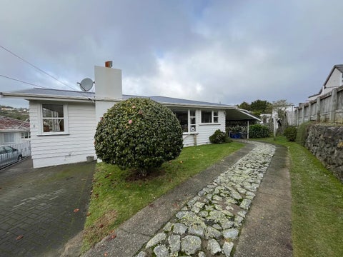 8 Angell Street, Johnsonville, Wellington