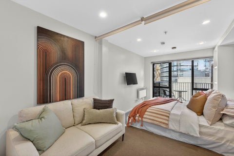 8J/23 Emily Place, Auckland Central, Auckland