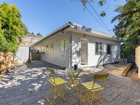 99B Bird Grove, Stokes Valley, Lower Hutt
