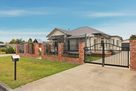 15 Hall Road, Paengaroa, Te Puke