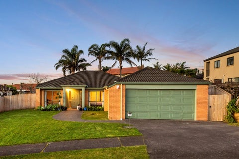 15 Hercules Drive, Henderson, Auckland