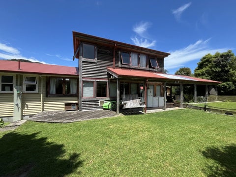 5 Smith Street, Paekakariki
