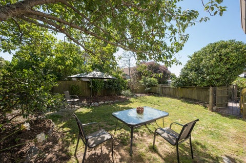 12 James Place, Richmond
