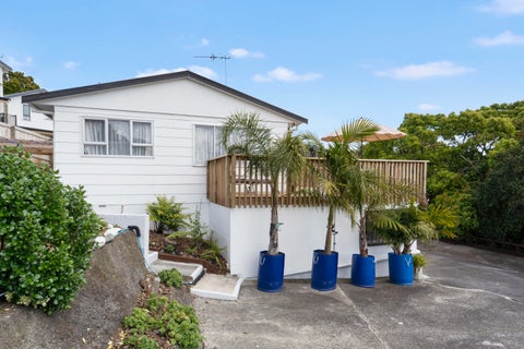 1/97 Taurus Crescent, Beach Haven, Auckland