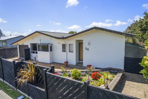 34 Scott Avenue, Otaki Beach, Otaki