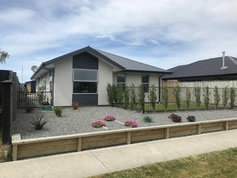 16 Kawari Drive, Pegasus, Pegasus