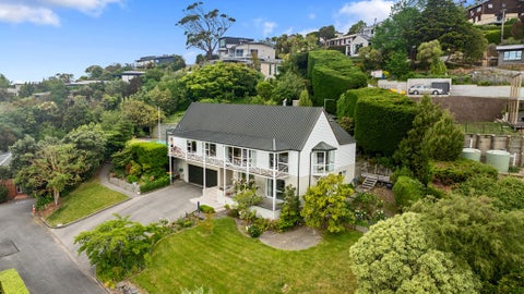 75 Whaka Terrace, Huntsbury, Christchurch