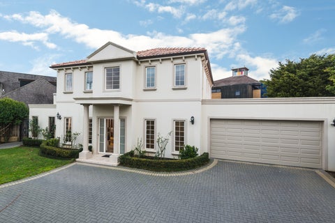 12 Lucia Glade, Meadowbank, Auckland