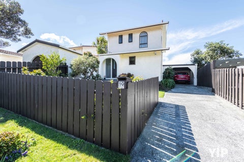 10 Te Kiteroa Grove, Churton Park, Wellington
