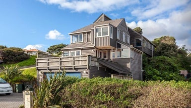 17 The Esplanade, Raumati South, Paraparaumu