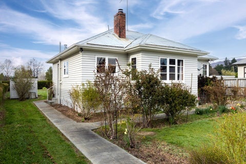31 School Road, Fairlie