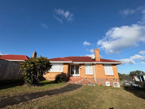25 Lynwood Road, New Lynn, Auckland