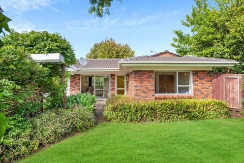 2/9 Pamela Place, New Lynn, Auckland