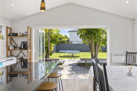 18 Farnborough Crescent, Mangere, Auckland