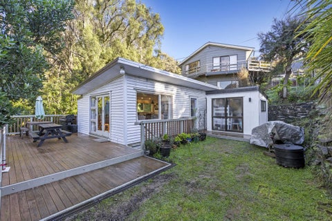 40 Tikao Bay Road, Wainui, Akaroa