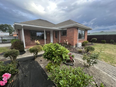 32 Avonhead Road, Avonhead, Christchurch
