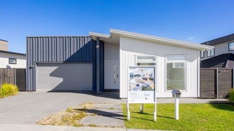 66 Maurice Kelly Road, Wainui, Wainui