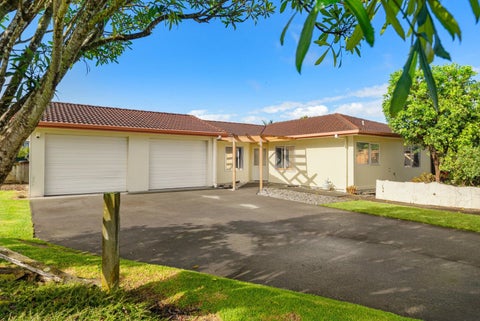 1 Vanderbilt Place, Welcome Bay, Tauranga