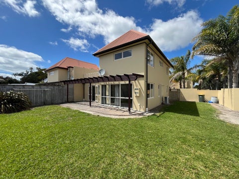 6/137 Lakeside Drive, Orewa, Orewa