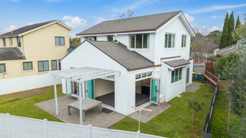 11L Clearwater Cove, West Harbour, Auckland