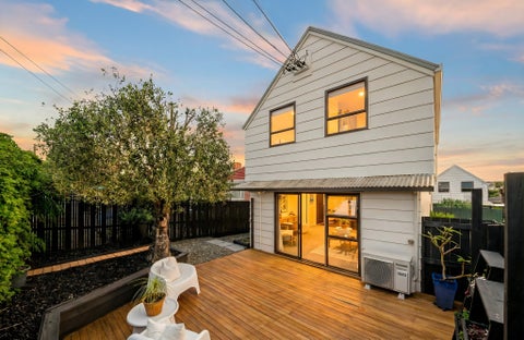 1/30 Owairaka Avenue, Owairaka, Auckland