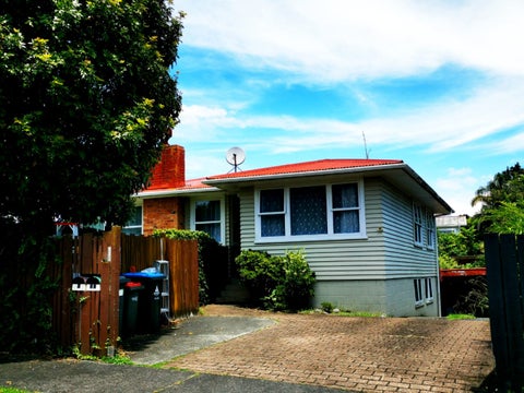 4 Bellamy Place, Blockhouse Bay, Auckland