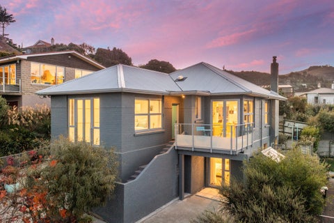 26 Island Terrace, Port Chalmers, Dunedin