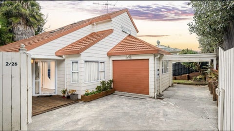 2/26 Beaudine Avenue, Glenfield, Auckland