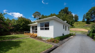 13 Kahu Street, Ohura