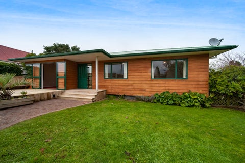 11 Ballantrae Place, Highlands Park, New Plymouth