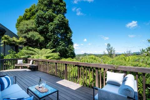 1034 Scenic Drive North, Swanson, Auckland