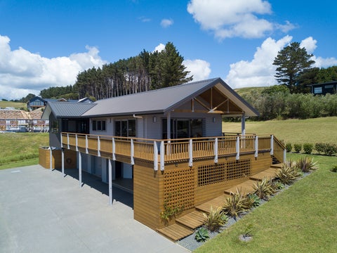 17 Lori Lane, Coopers Beach, Coopers Beach