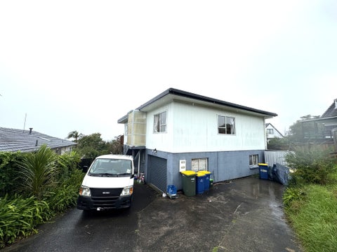 26 Cyclarama Crescent, Massey, Auckland