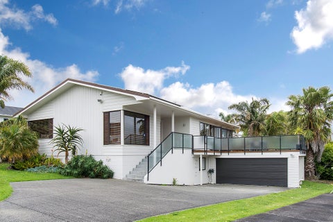 18 Treeway, Sunnyhills, Auckland