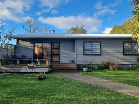 33B Grey Street, Martinborough