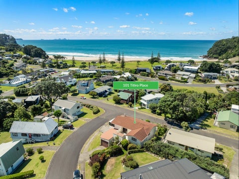 101 Titiro Place, Onemana, Whangamata