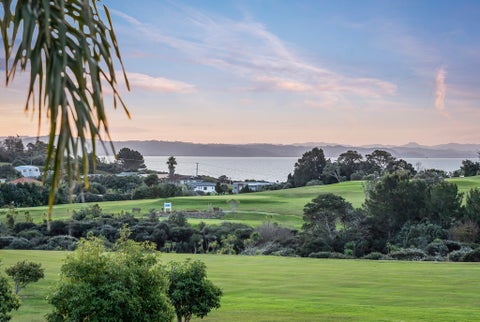 35 Alverna View, GULF HARBOUR, WHANGAPARAOA