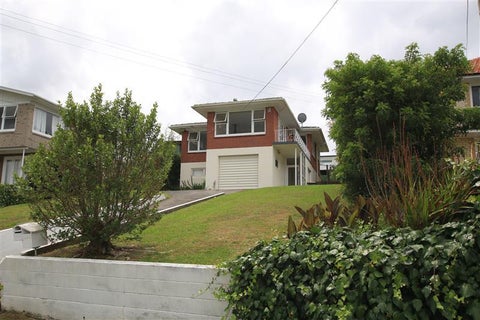 12 City View Terrace, Birkenhead, Auckland