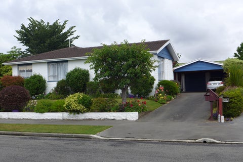 27 Dunbarton Street, Redwood, Christchurch