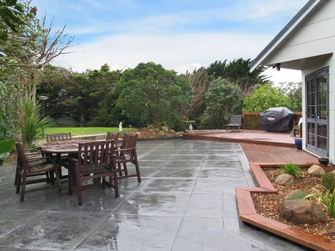 27 Padnell Crescent, Paparangi, Wellington